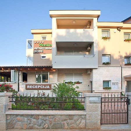 Apartments Maslina II Njivice Kültér fotó