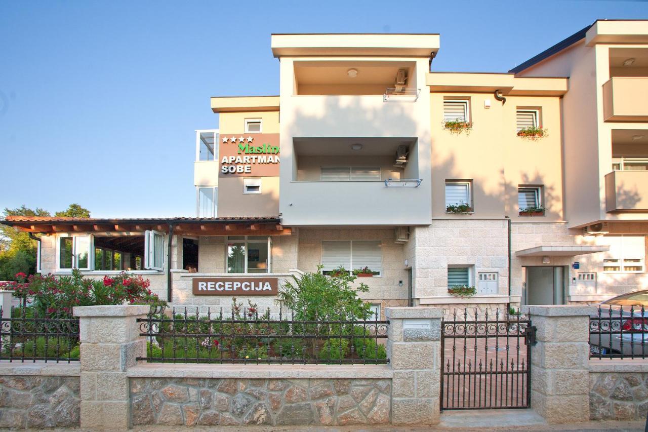 Apartments Maslina II Njivice Kültér fotó