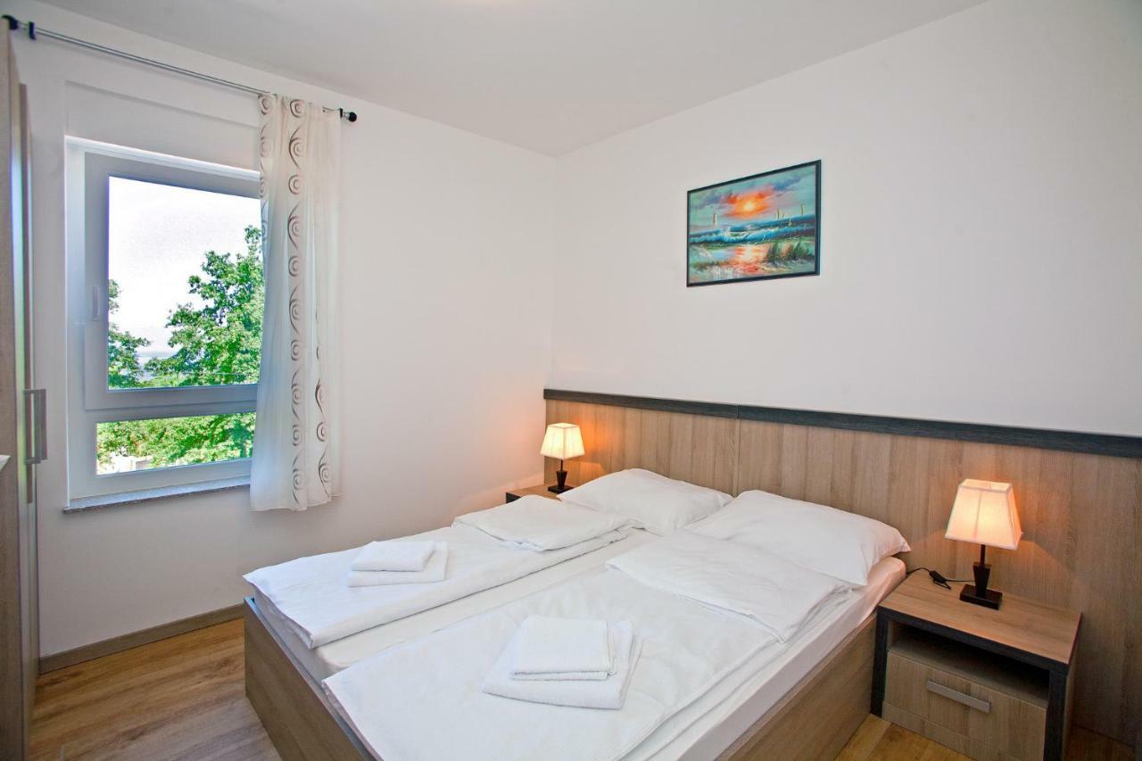 Apartments Maslina II Njivice Kültér fotó