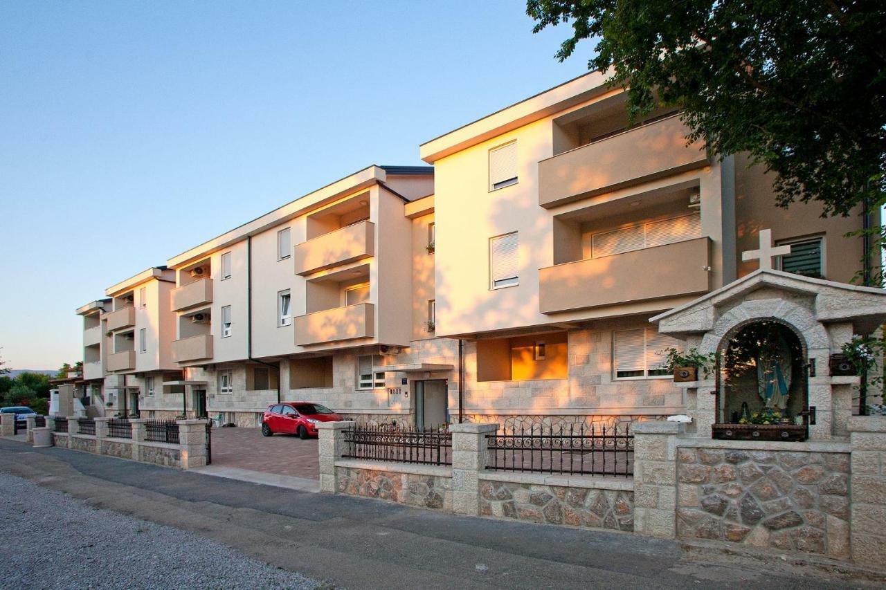Apartments Maslina II Njivice Kültér fotó
