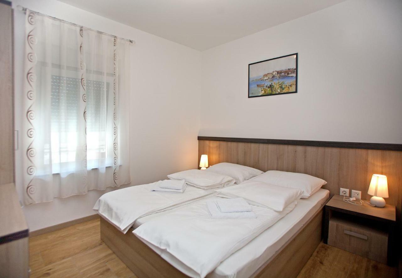 Apartments Maslina II Njivice Kültér fotó