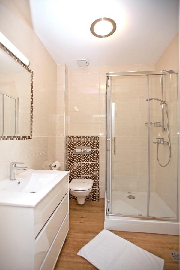 Apartments Maslina II Njivice Kültér fotó