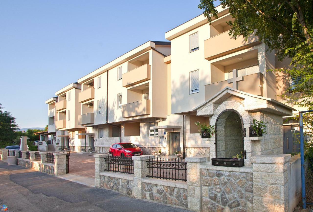 Apartments Maslina II Njivice Kültér fotó