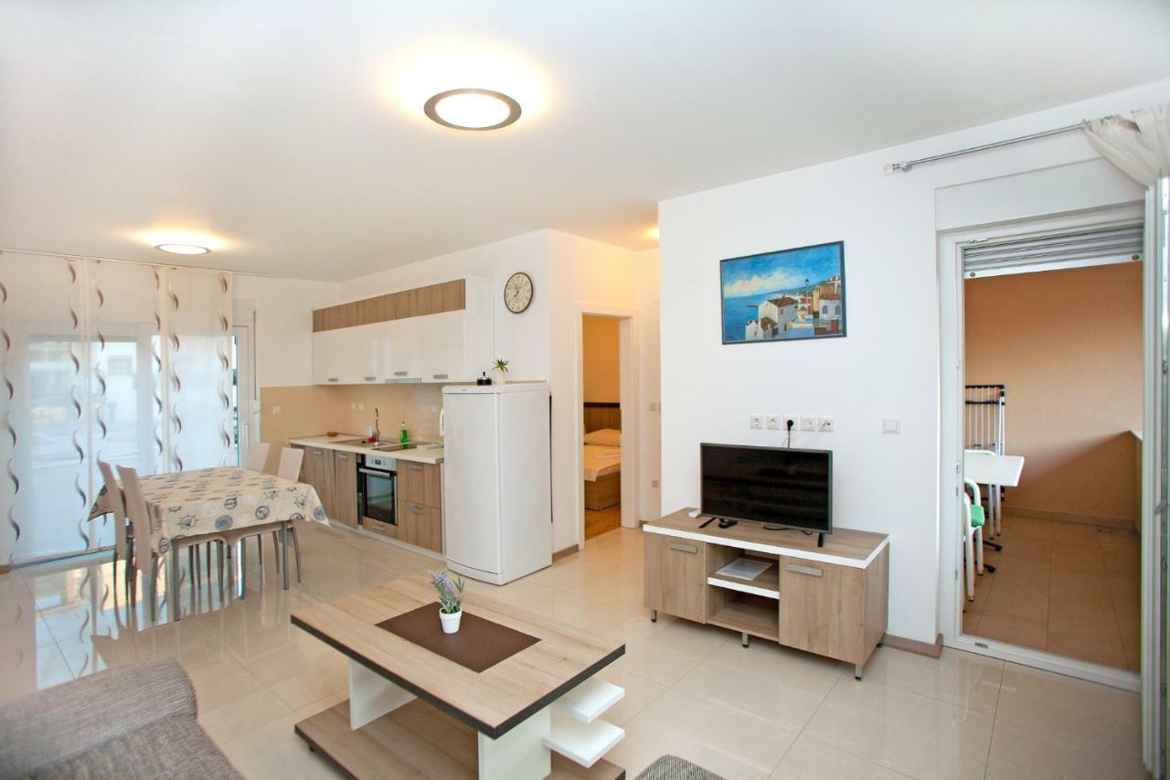 Apartments Maslina II Njivice Kültér fotó